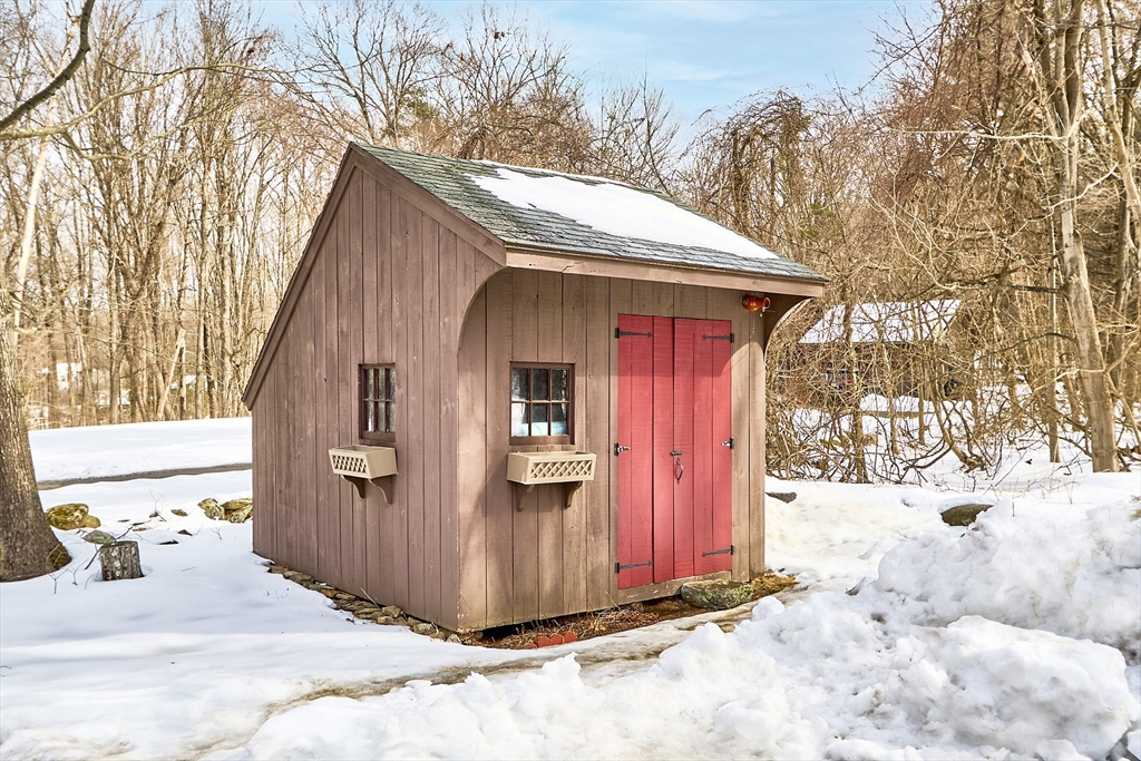 16 Hall Road Sturbridge, MA 01566 - Photo 37 of 42 Gallery Image 37