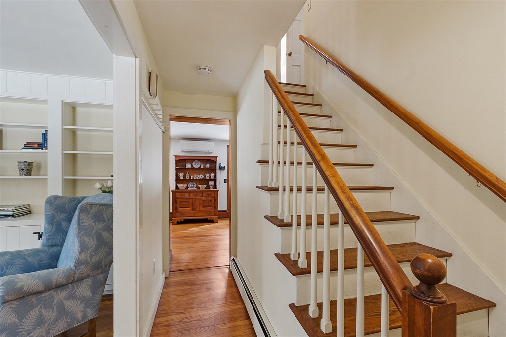 16 Hall Road Sturbridge, MA 01566 - Photo 4 of 42 Gallery Image 4