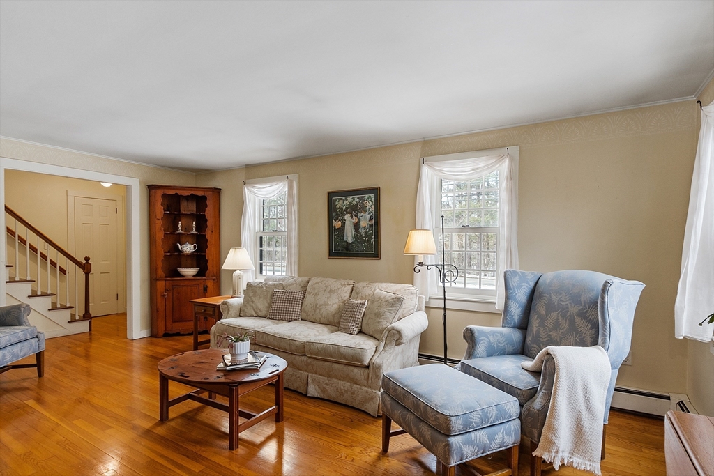 16 Hall Road Sturbridge, MA 01566 - Photo 7 of 42 Gallery Image 7
