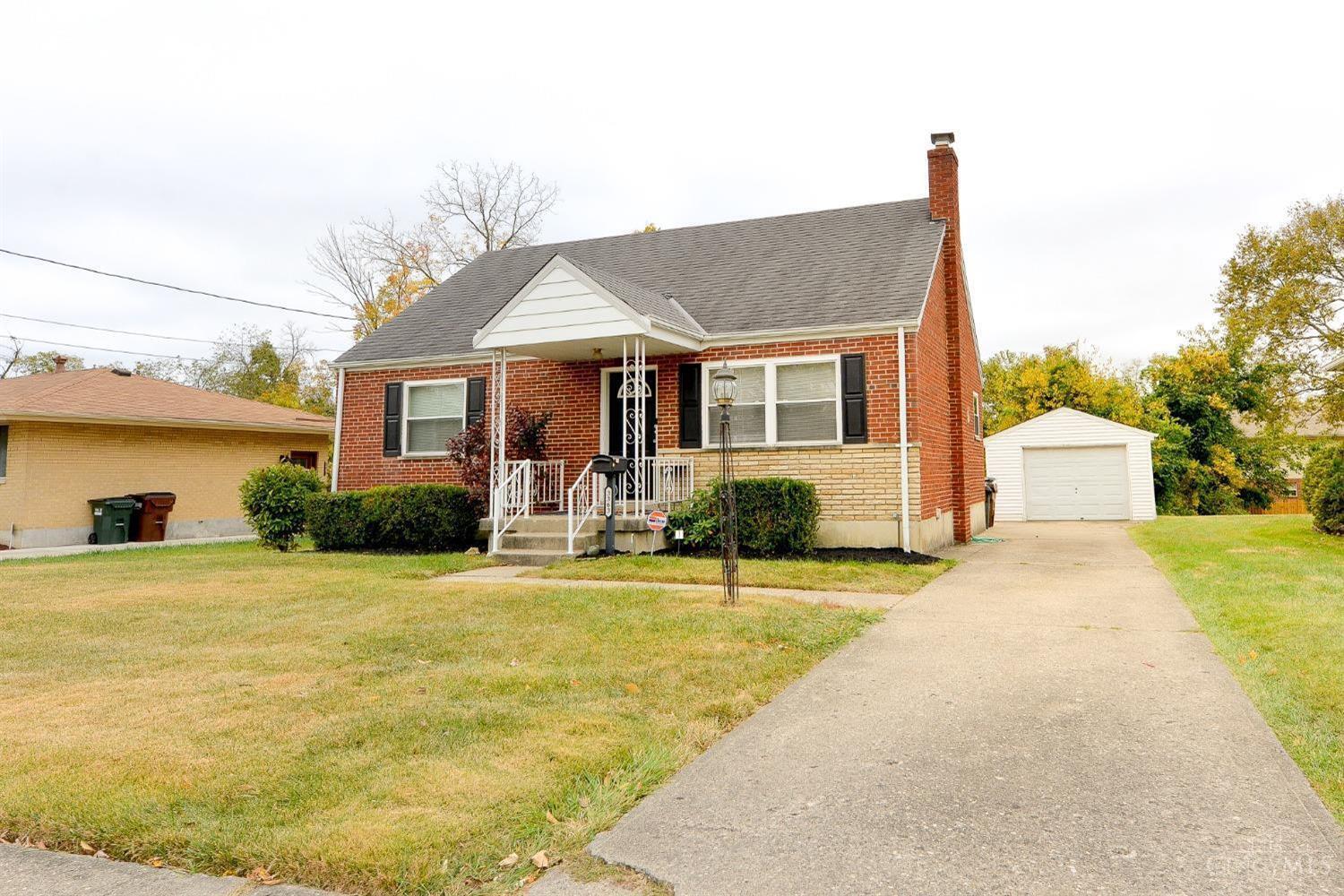 3363 Alexis Road Cincinnati, OH 45239 - Photo 2 of 48