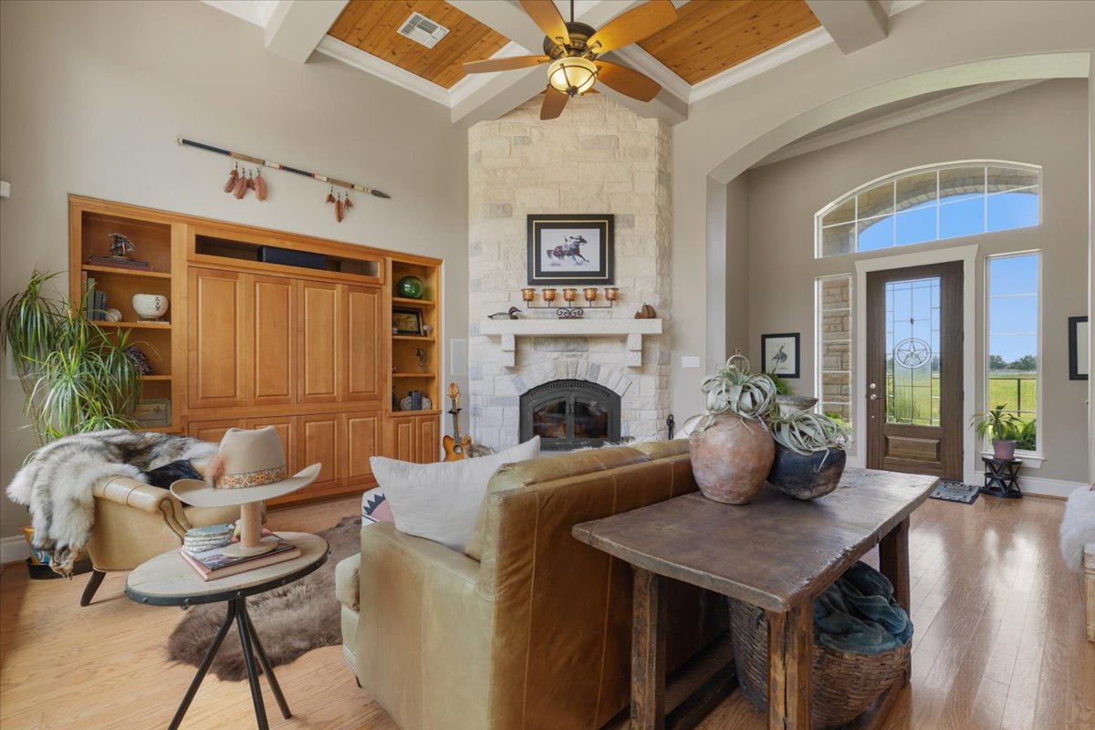 4140 County Road 467 Elgin, TX 78621 - Photo 6 of 40