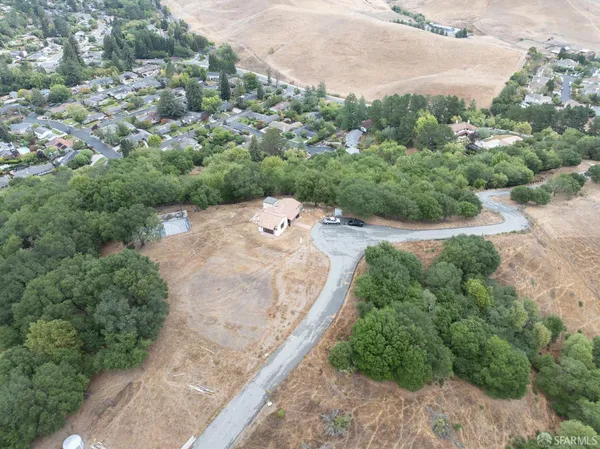 $2,980,000 | 30 Quail CRSG, Moraga, CA 94556