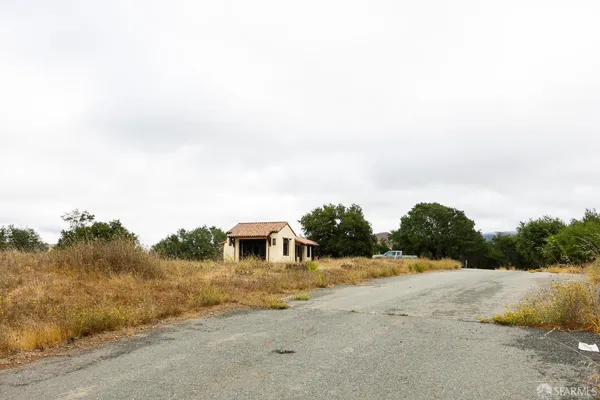 $2,980,000 | 30 Quail CRSG, Moraga, CA 94556