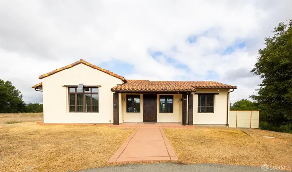 $2,980,000 | 30 Quail CRSG, Moraga, CA 94556