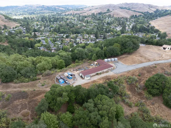 $2,980,000 | 30 Quail CRSG, Moraga, CA 94556