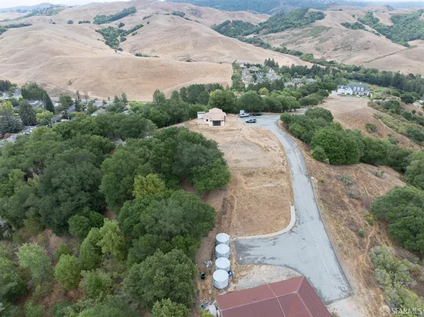 $2,980,000 | 30 Quail CRSG, Moraga, CA 94556