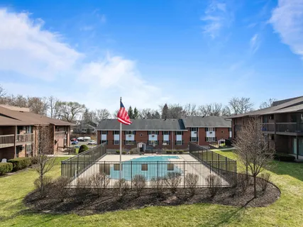 $147,900 | 1250 Wisconsin Street, Unit 207B, Lake Geneva, WI 53147