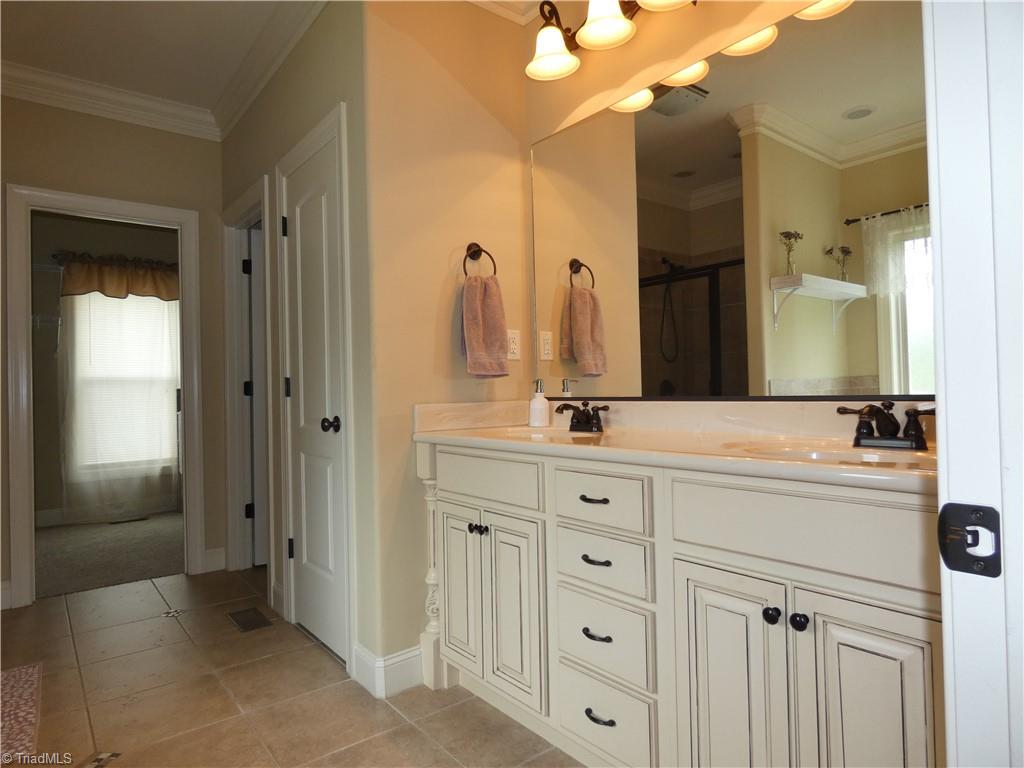 357 Willow Ridge Lane Winston-Salem, NC 27127 - Photo 18 of 41