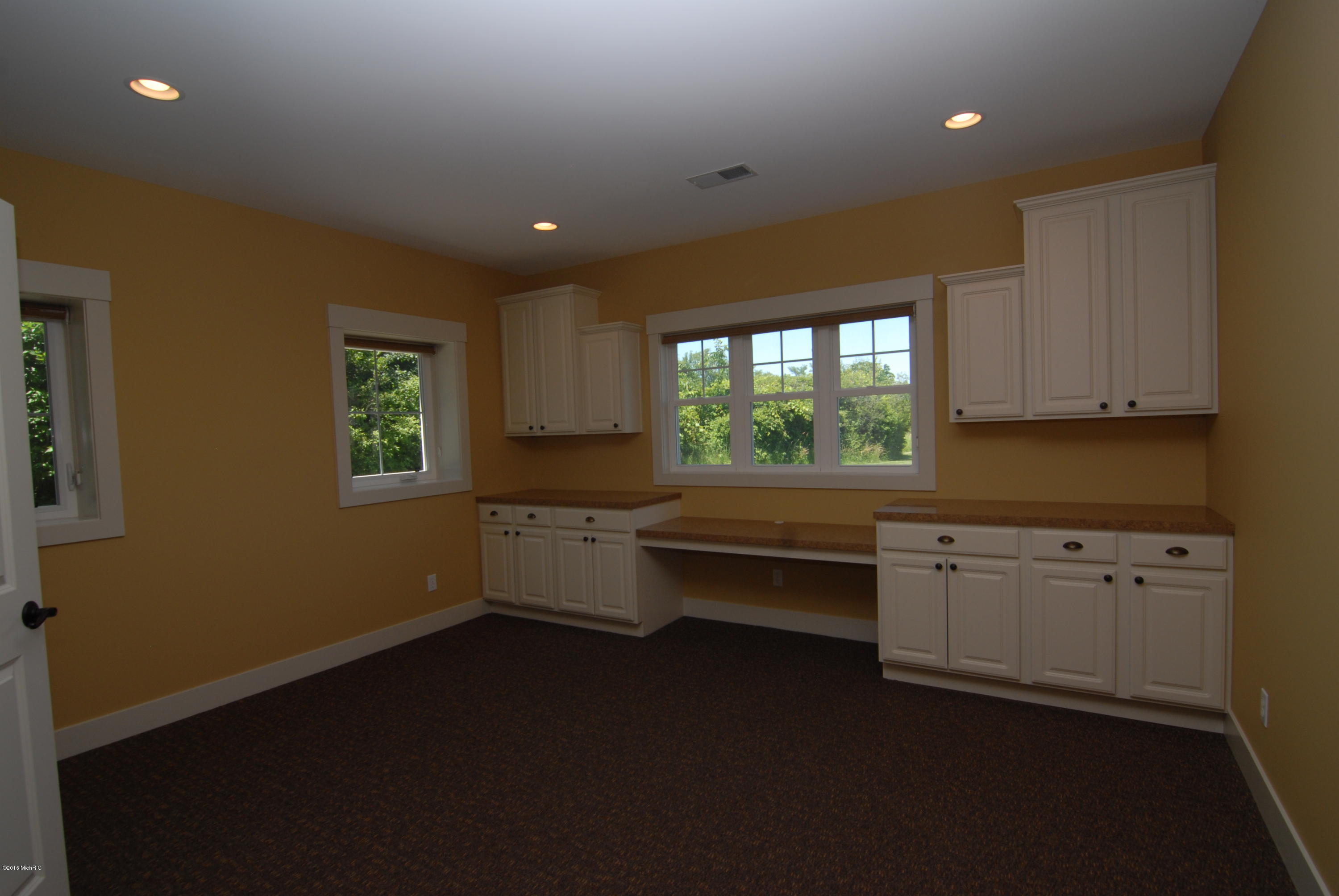 3645 O'Brien Road Southwest Walker, MI 49534 - Photo 17 of 26 third bedroom