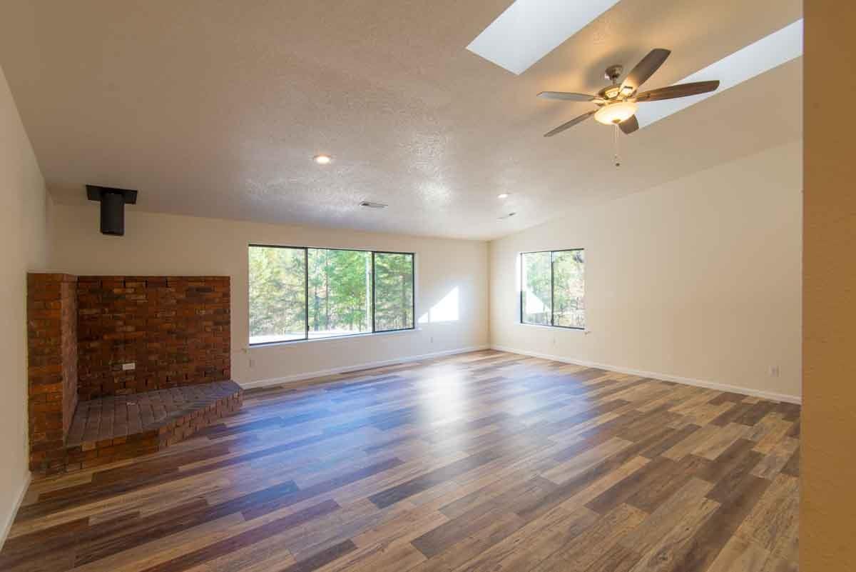 960 Riessen Road Grants Pass, OR 97526 - Photo 4 of 35 Additional Photo