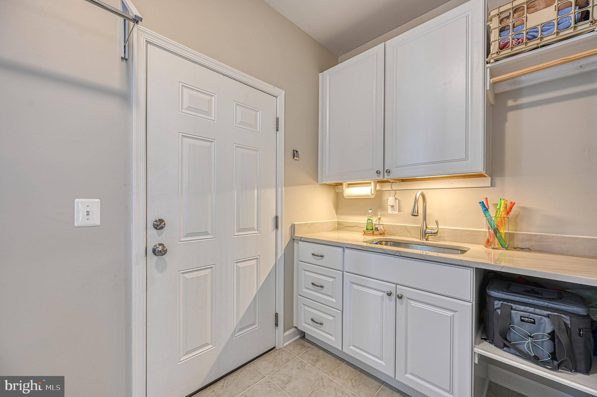 481 Sunset Loop Mineral, VA 23117 - Photo 23 of 87 Mudroom/Garage Entry