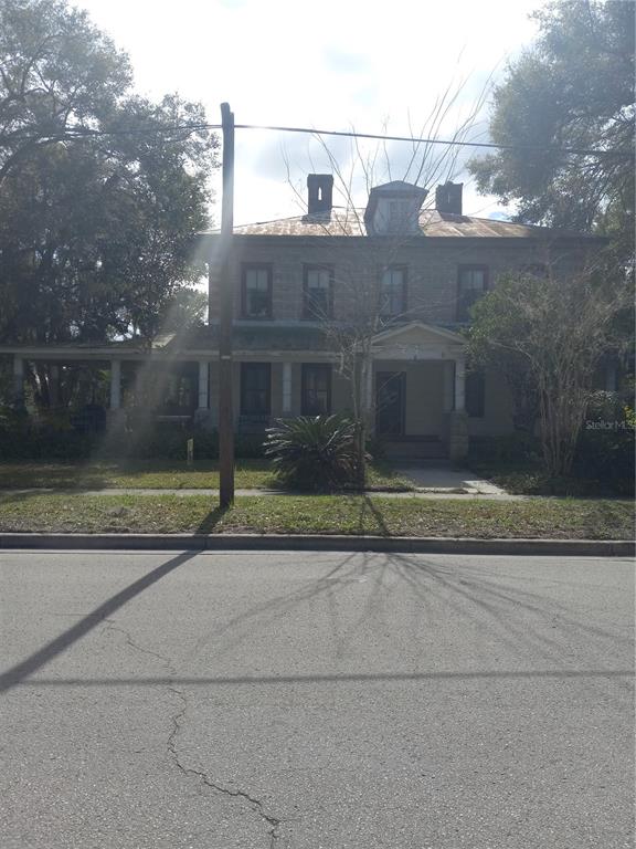 201 West Noble Ave