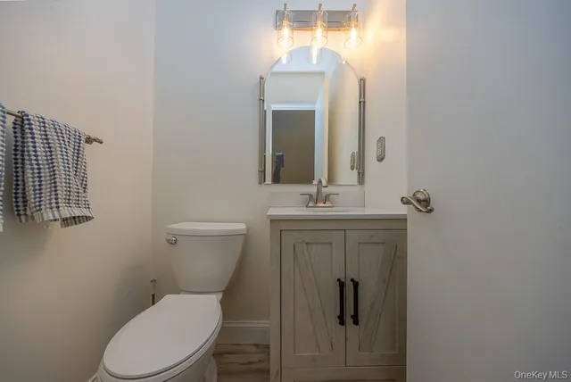 $494,000 | 75 Village Green, Bardonia, NY 10954