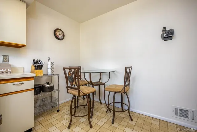 $494,000 | 75 Village Green, Bardonia, NY 10954