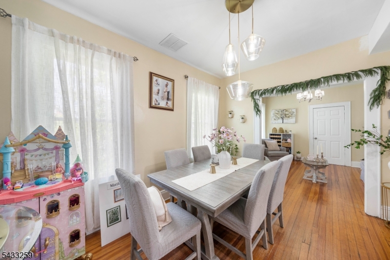 1058 Fanny Street Elizabeth, NJ 07201 - Photo 5 of 24