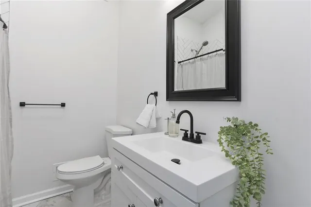 $385,000 | 15207 South Navaho Drive, Olathe, KS 66062