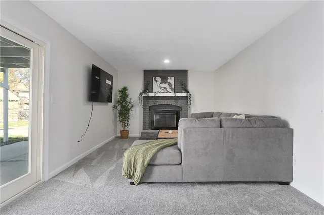 $385,000 | 15207 South Navaho Drive, Olathe, KS 66062