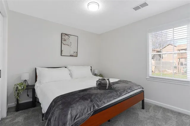 $385,000 | 15207 South Navaho Drive, Olathe, KS 66062