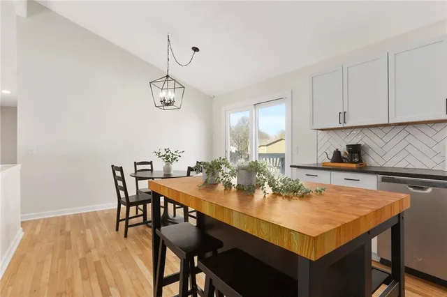 $385,000 | 15207 South Navaho Drive, Olathe, KS 66062