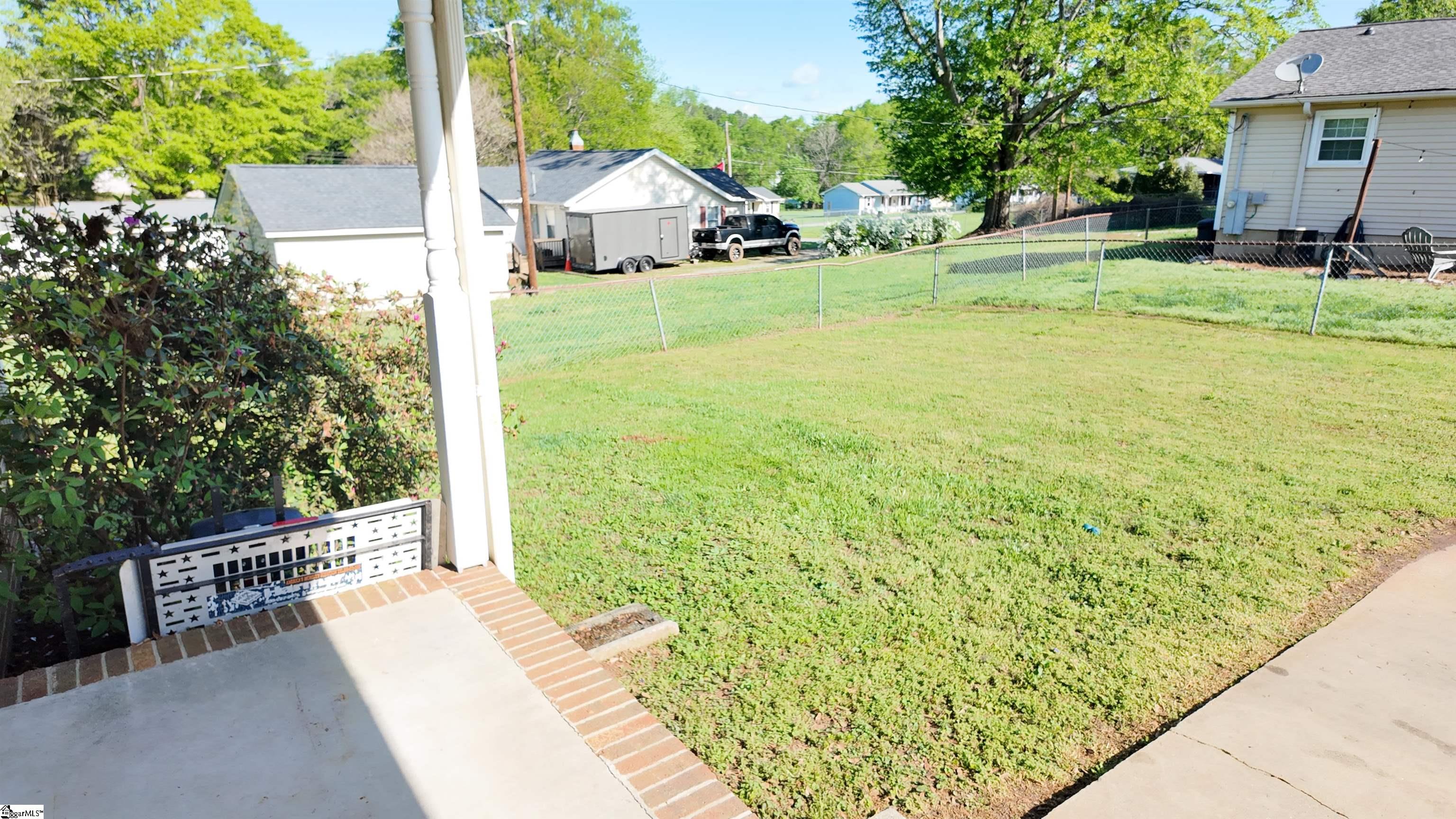 1 Littlejohn Street Inman, SC 29349 - Photo 6 of 40