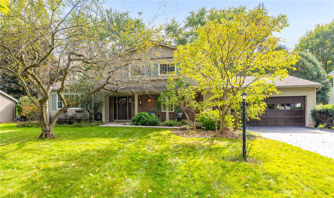 23 Kitty Hawk Drive Perinton, NY 14534 - Photo 1 of 40