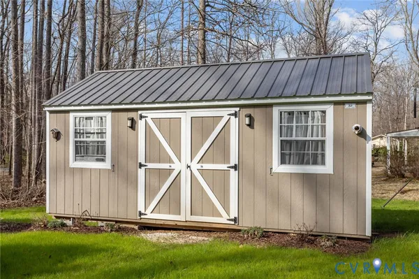 $235,000 | 16 McCutcheon Avenue, Columbia, VA 23038