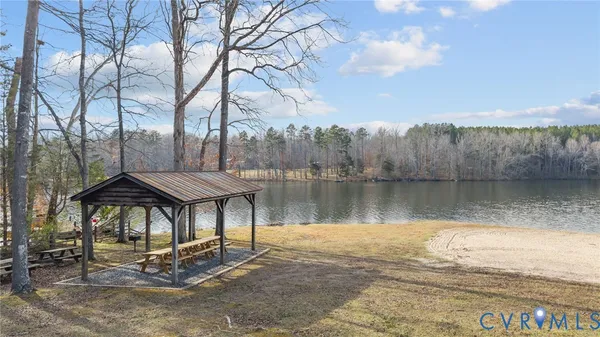 $235,000 | 16 McCutcheon Avenue, Columbia, VA 23038