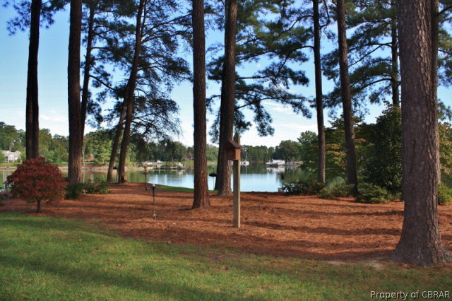 188 Orapax Road Kilmarnock, VA 22482 - Photo 7 of 24