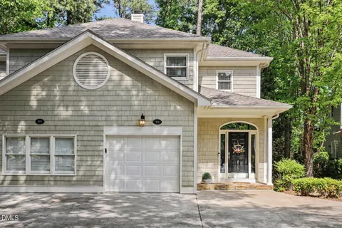 $499,995 | 911 North Columbia Street, Chapel Hill, NC 27516