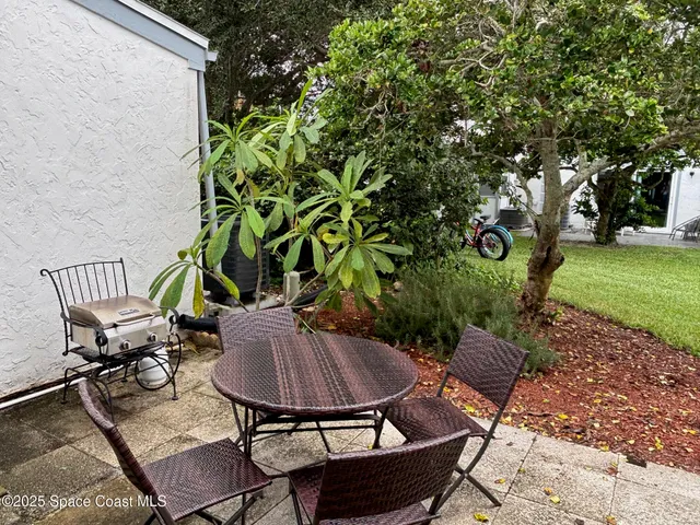 a view of a lake from a yard