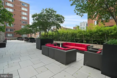 $265,000 | 950 25th Street Northwest, Unit 1027N, Washington, DC 20037