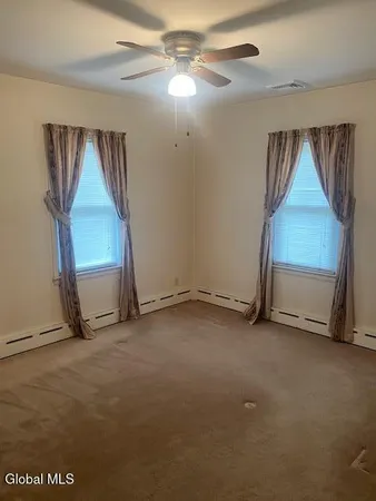 $249,000 | 15 Braintree Street, Colonie, NY 12205