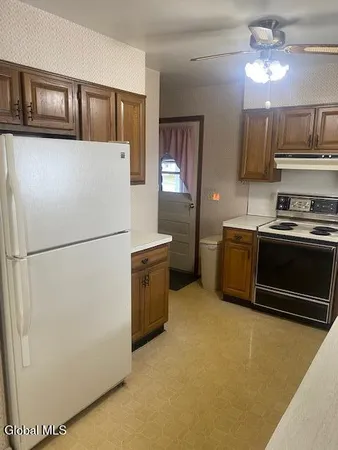 $249,000 | 15 Braintree Street, Colonie, NY 12205