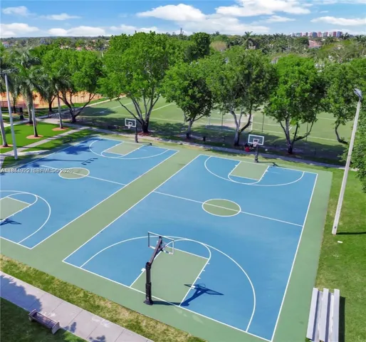 a view of a tennis court