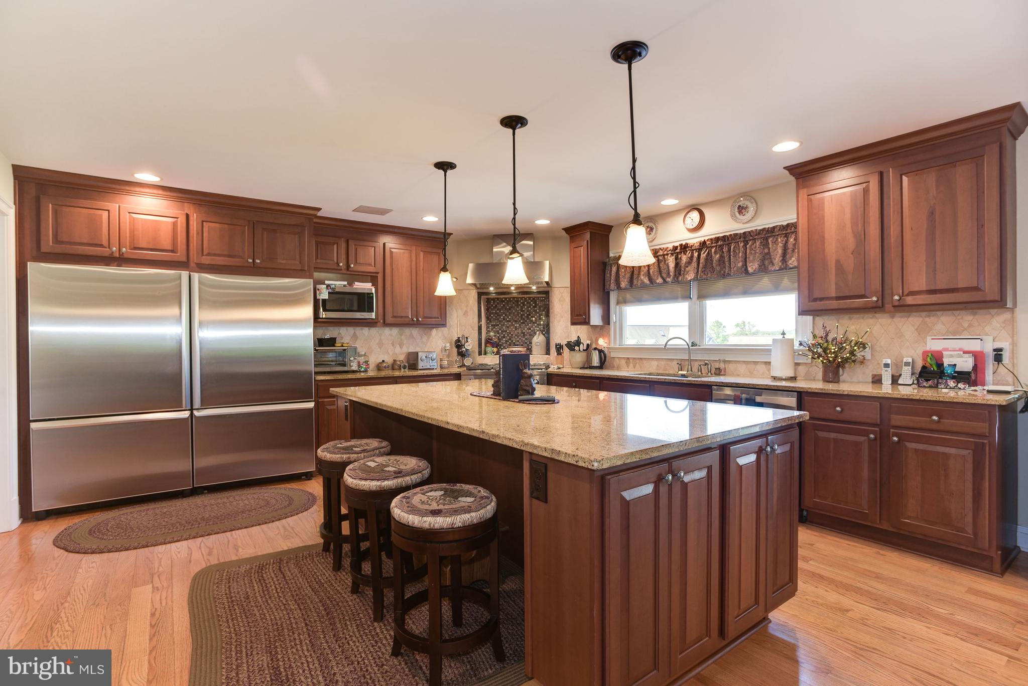8818 Yellow Springs Road Frederick, MD 21702 - Photo 6 of 73 Gourmet Eat-In Kitchen