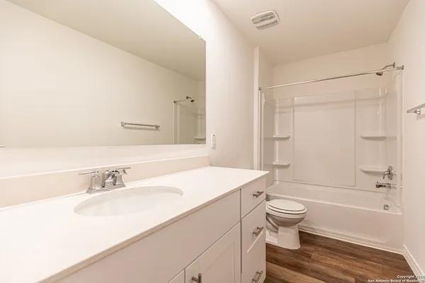 $2,595 | 11664 Anselmo, San Antonio, TX 78254