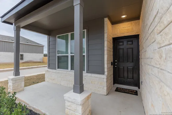 $2,595 | 11664 Anselmo, San Antonio, TX 78254