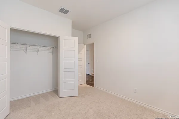 $2,595 | 11664 Anselmo, San Antonio, TX 78254