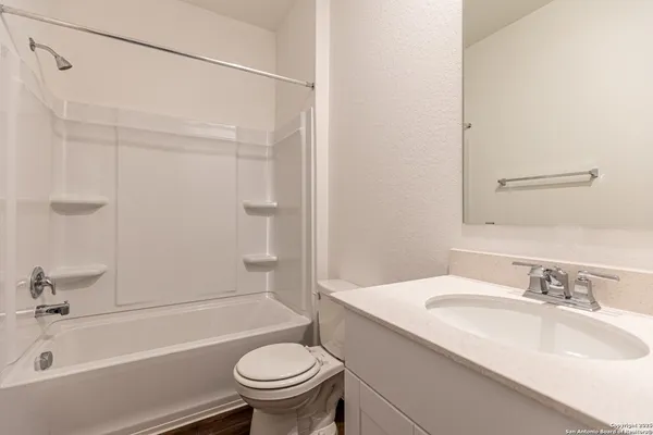 $2,595 | 11664 Anselmo, San Antonio, TX 78254