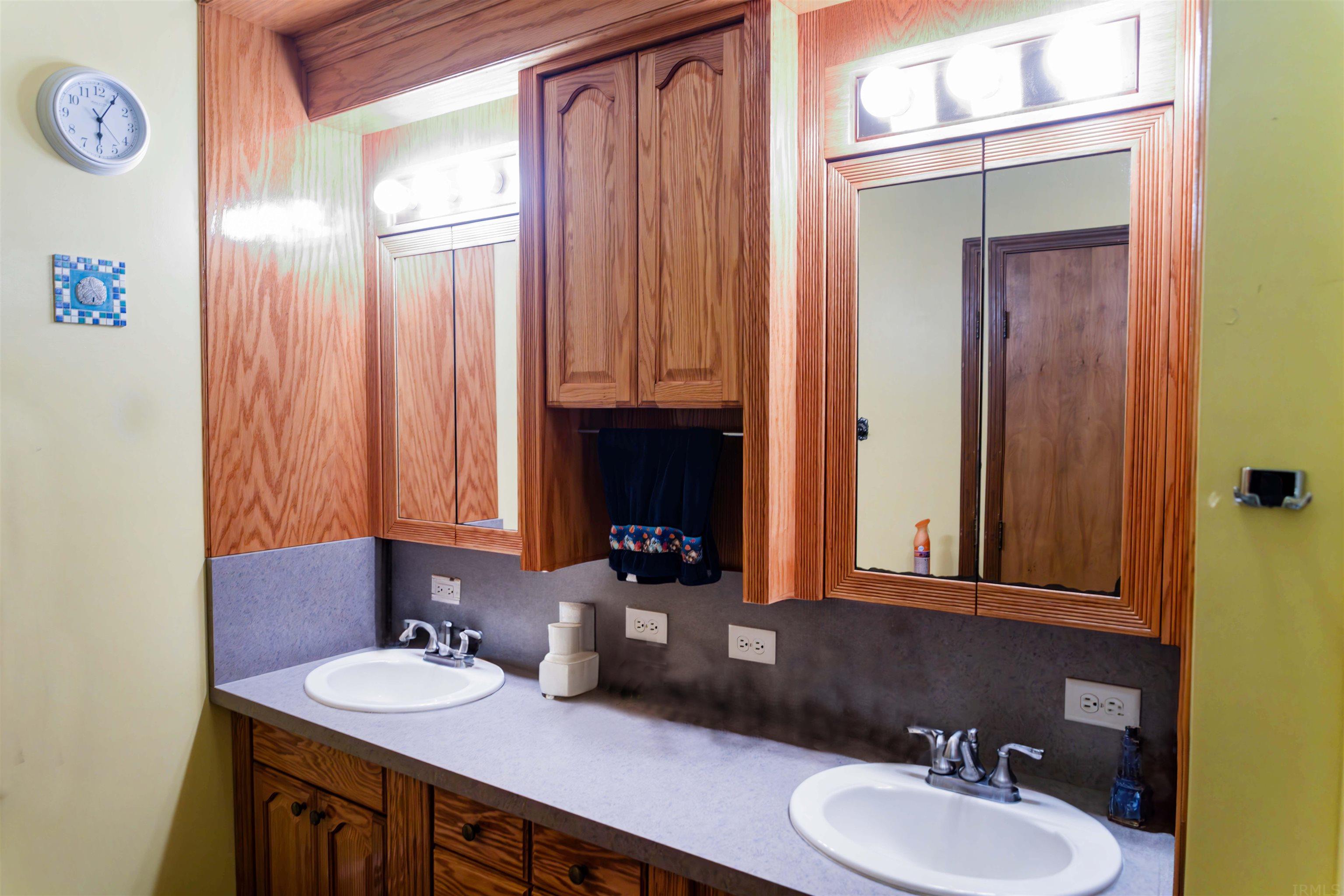12416 Parent Road New Haven, IN 46774 - Photo 23 of 36 Gallery Image 23
