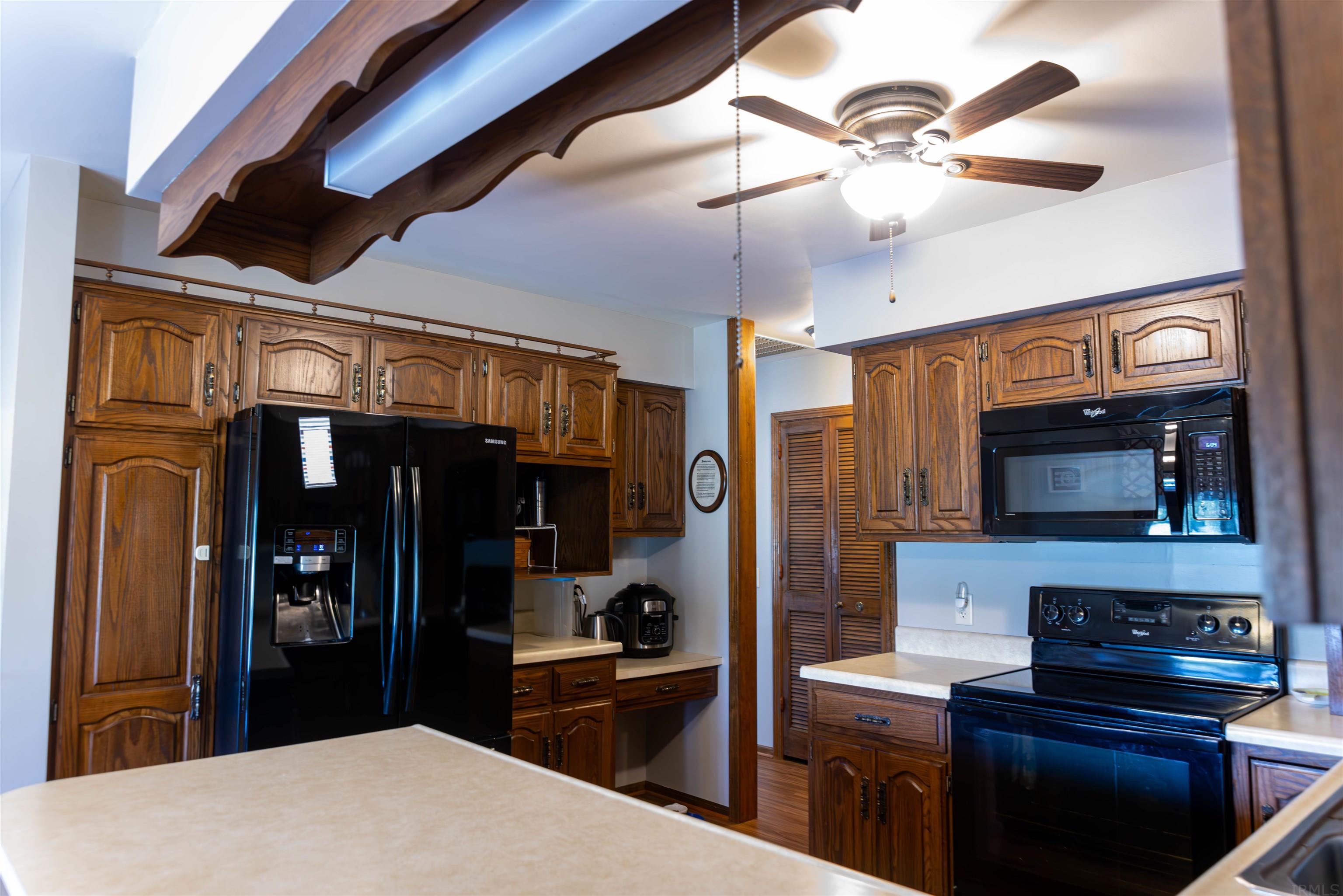12416 Parent Road New Haven, IN 46774 - Photo 9 of 36 Gallery Image 9