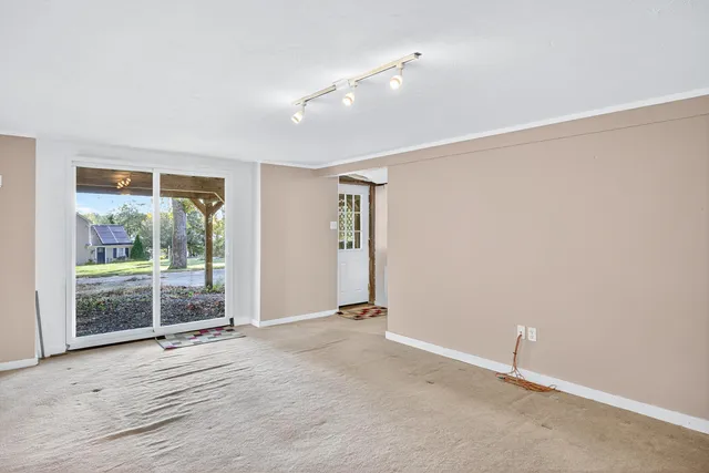 $899,900 | 158 Lakeside Drive, Marstons Mills, MA 02648