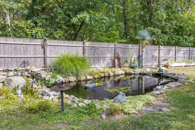 $899,900 | 158 Lakeside Drive, Marstons Mills, MA 02648