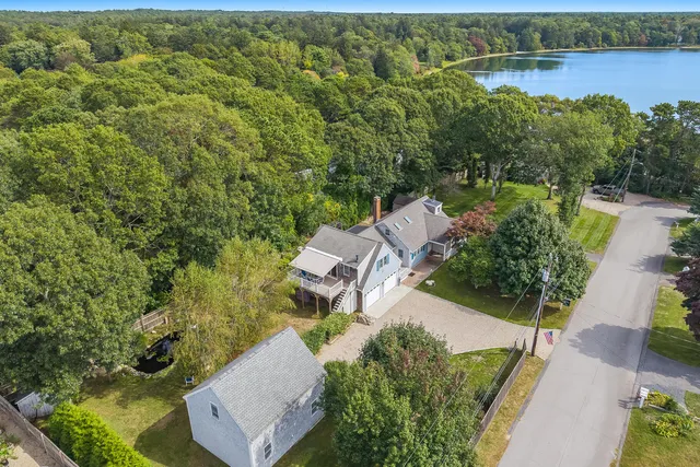 $899,900 | 158 Lakeside Drive, Marstons Mills, MA 02648