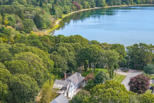 $899,900 | 158 Lakeside Drive, Marstons Mills, MA 02648