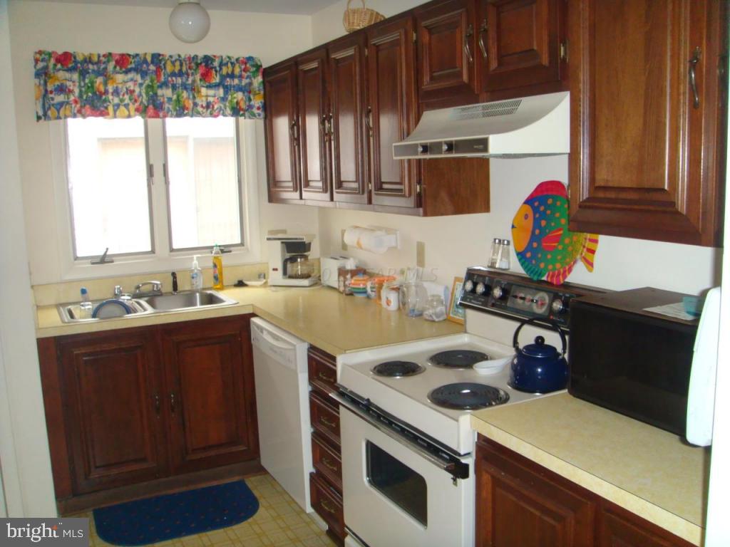 703 A Kelly Road, Unit 1 Ocean City, MD 21842 - Photo 4 of 10 Gallery Image 4