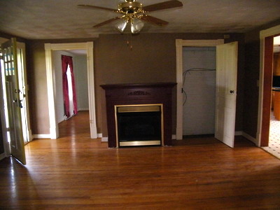 LIVINGROOM