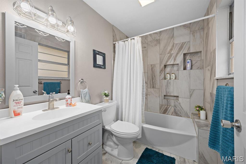 1999 Treasure Drive Edwardsville, IL 62025 - Photo 20 of 53