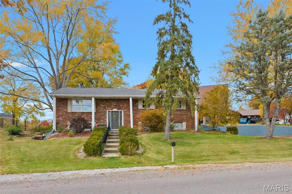 1999 Treasure Drive Edwardsville, IL 62025 - Photo 2 of 53