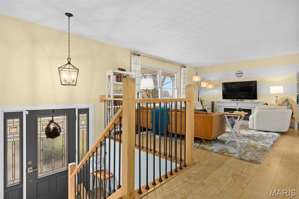 1999 Treasure Drive Edwardsville, IL 62025 - Photo 4 of 53